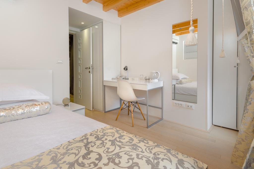 Valeria Apartman *